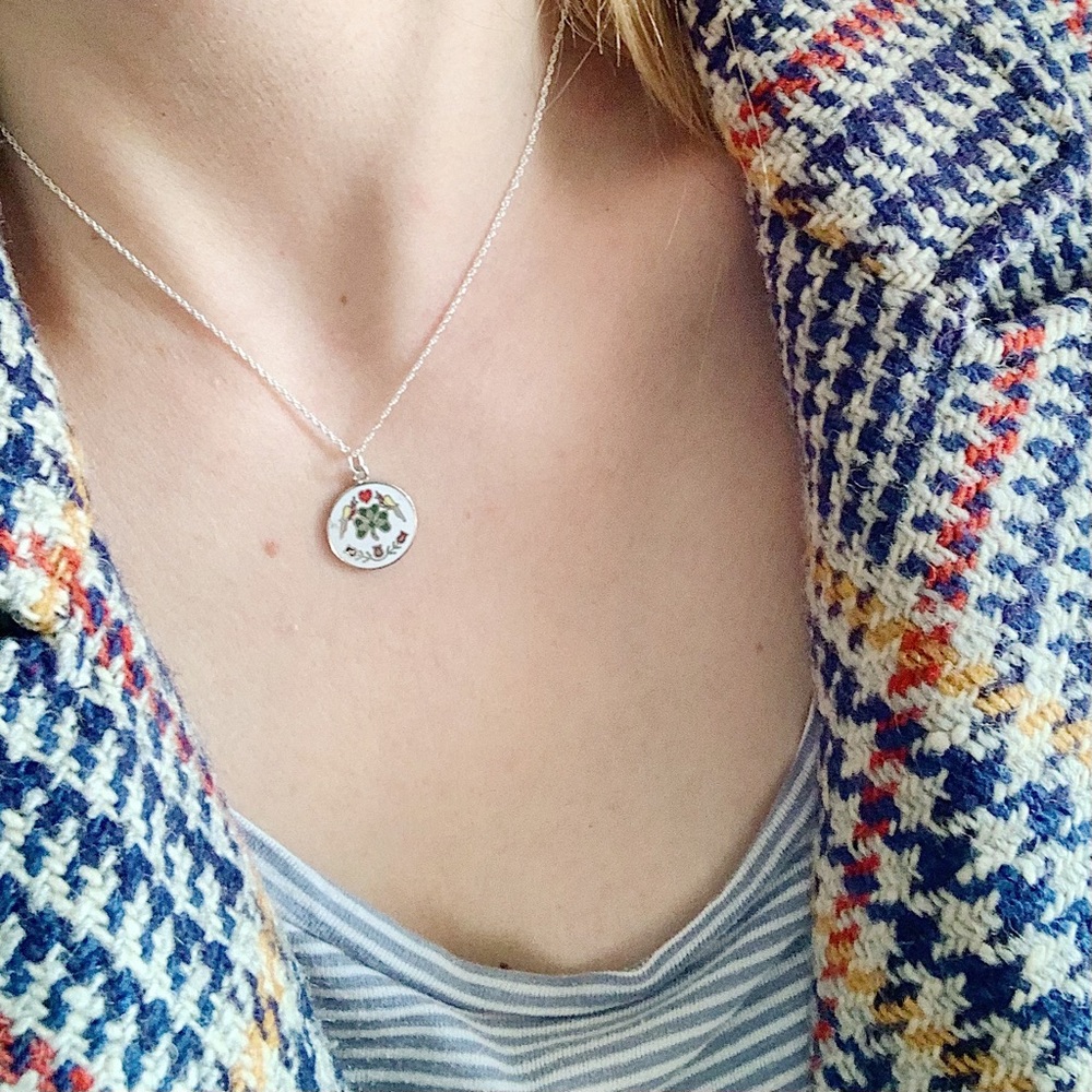 Vintage Irish Shamrock Folk Art Pendant Necklace - Picture 10 of 10